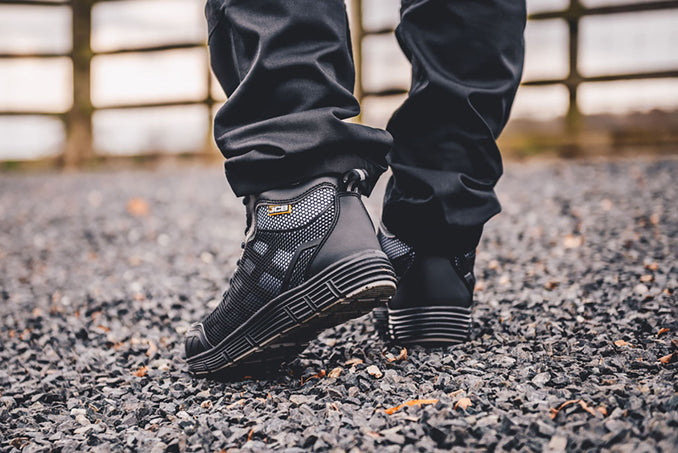 Hydradig Mid Cut Boot JCB Workwear