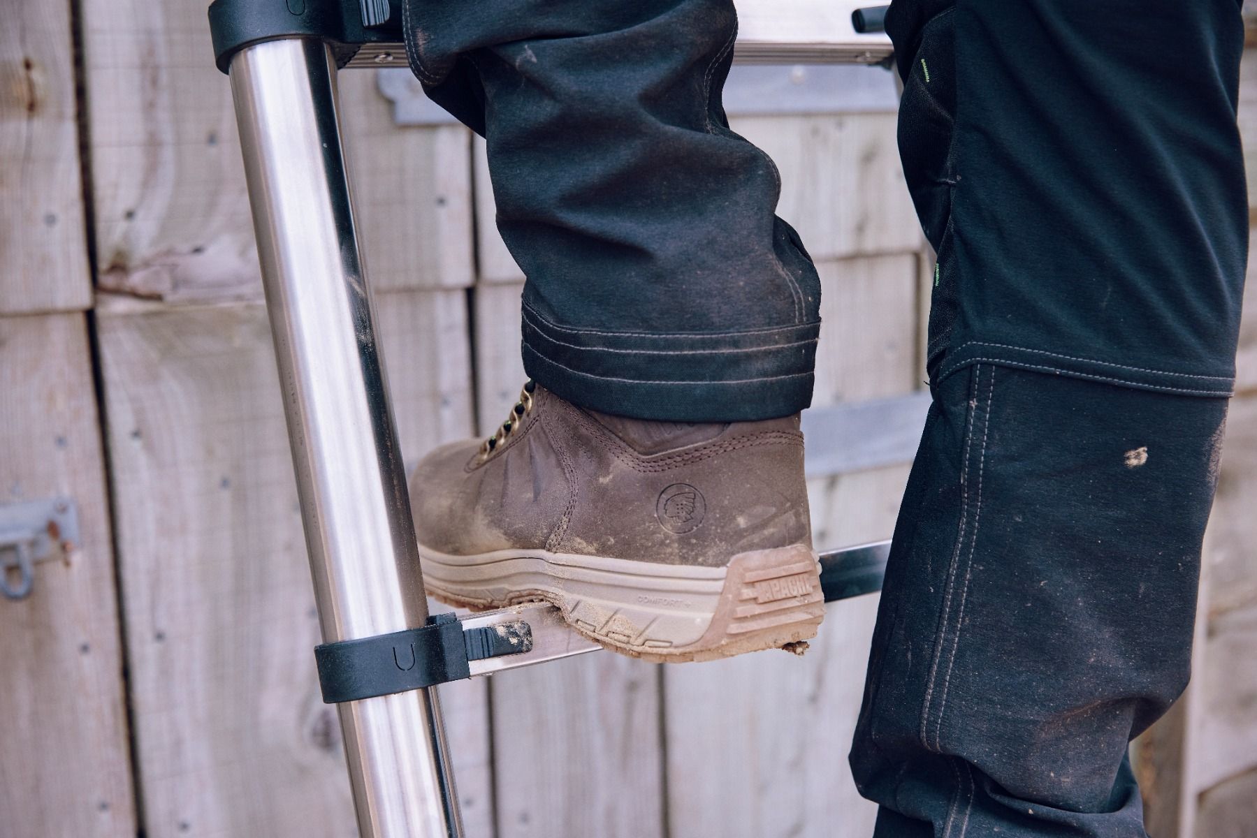 Moose Jaw Leather Boot - Hi-Vis Trousers