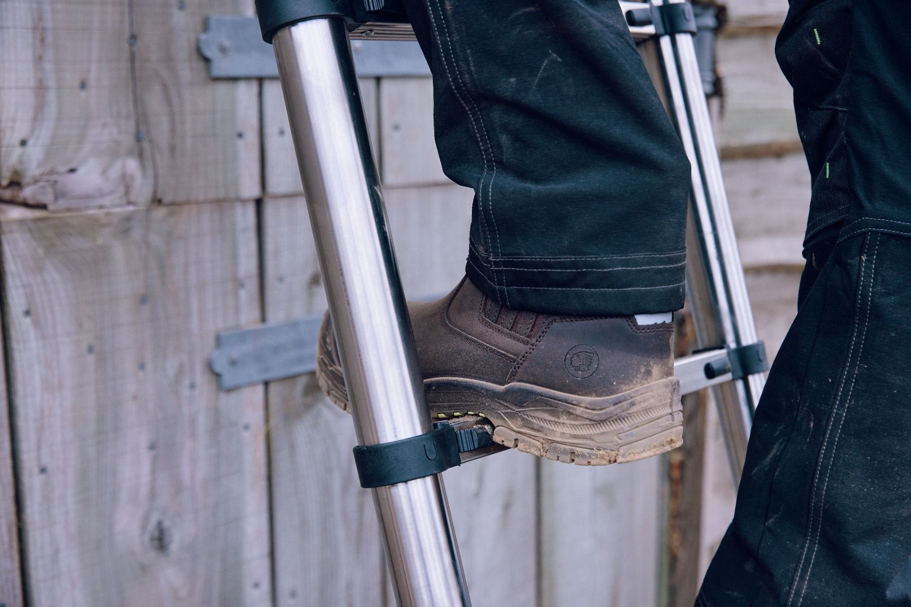 Wabana Brown Dealer Boot - Hi-Vis Trousers
