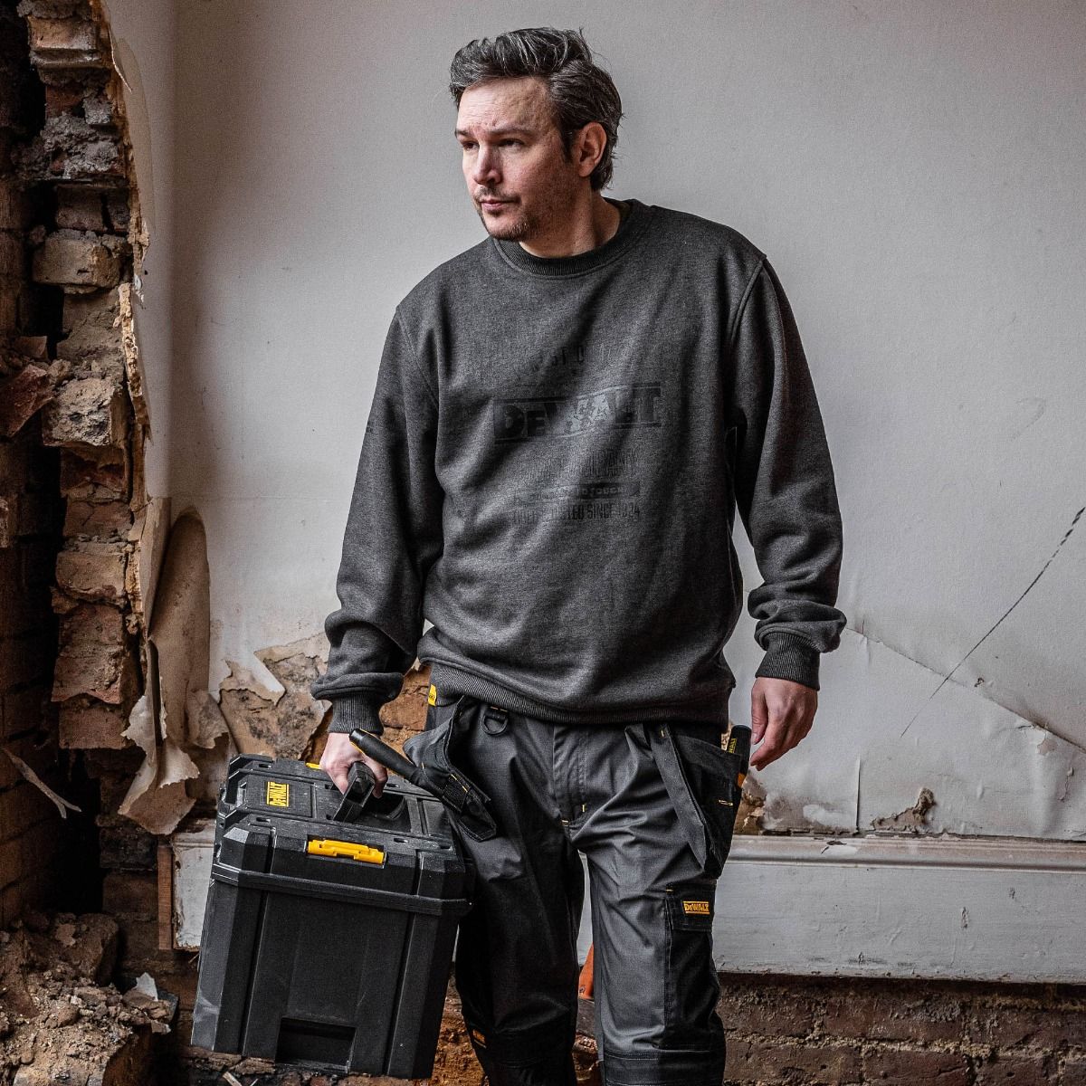 Dalaware Crew Neck Sweatshirt - Hi-Vis Trousers