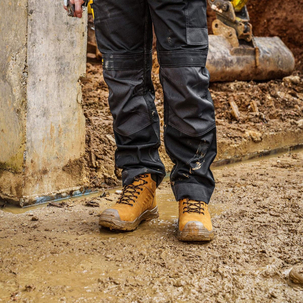 Mentor Nubuck Waterproof Safety Boot
