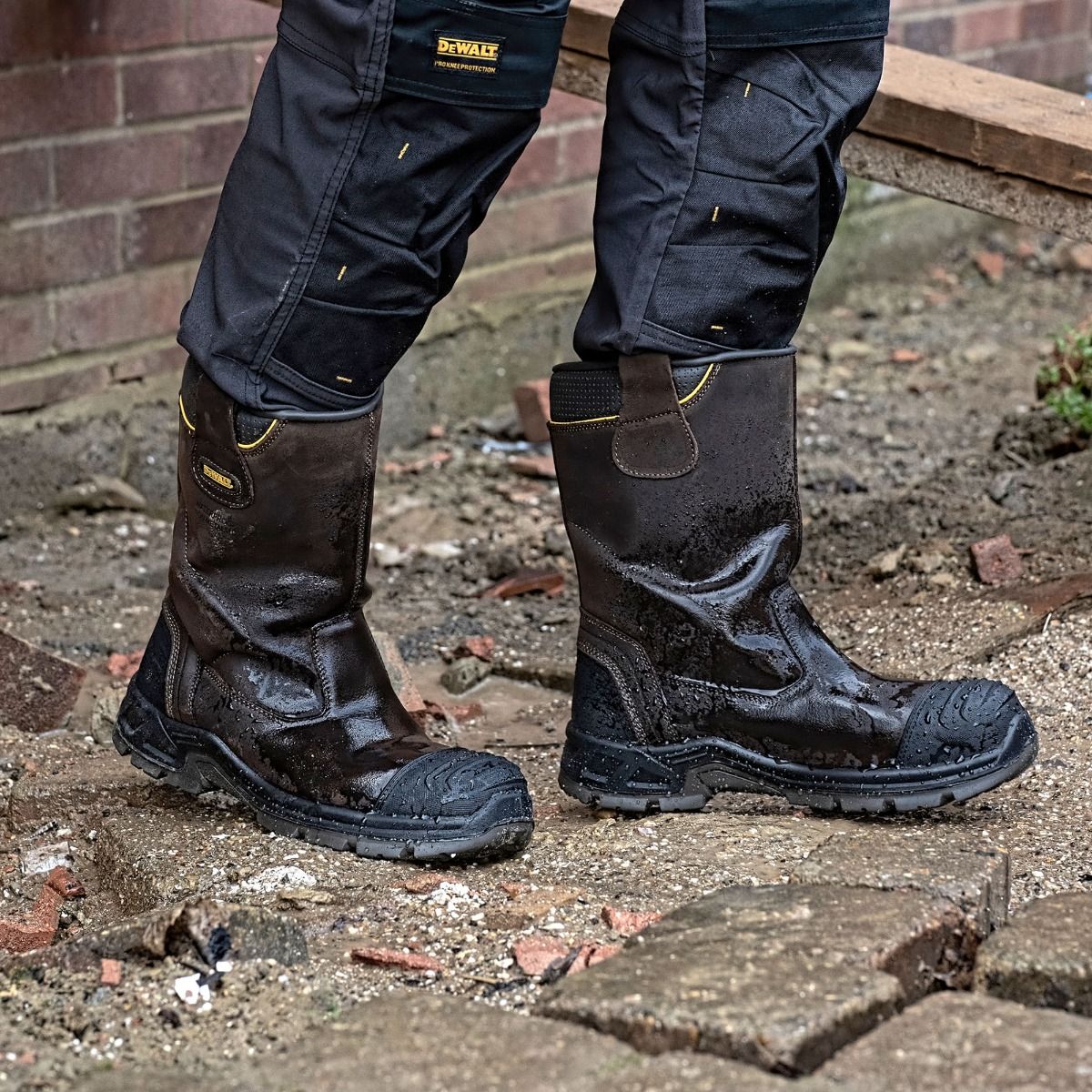 Millington Non-Metallic Rigger Boot - Hi-Vis Trousers
