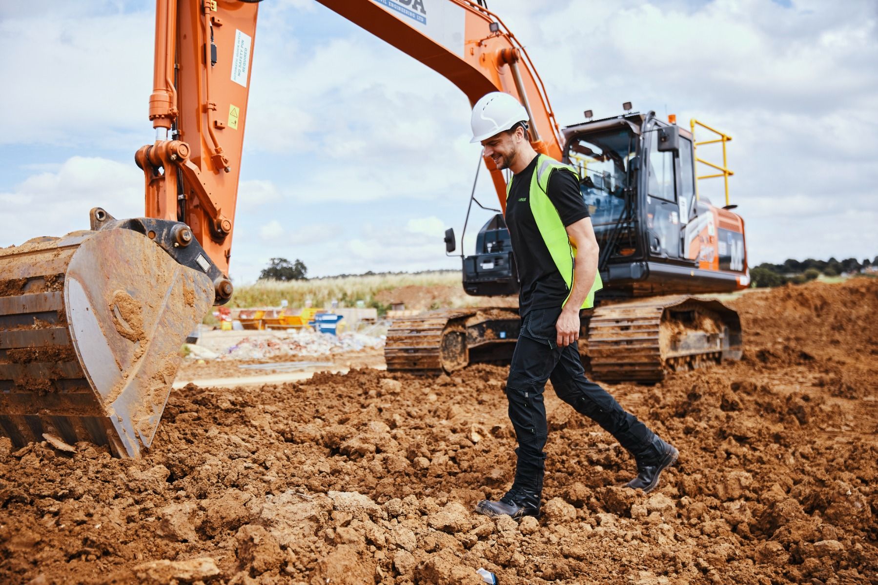 Combat High Leg Safety Boot - Hi-Vis Trousers